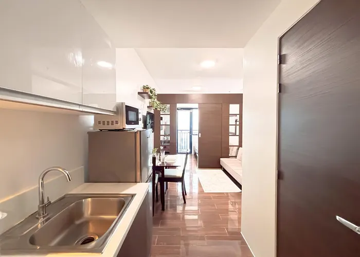 H&h Cozy L Wifi & Netflix I Air B01-3419 * Manila